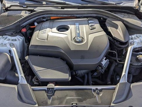Used 2019 BMW 530e w/ Convenience Package image 23