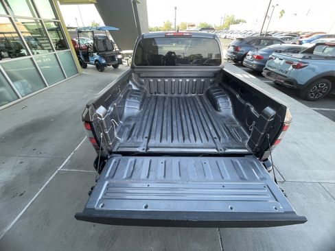 Used 2022 Nissan Frontier S w/ Technology Package image 13