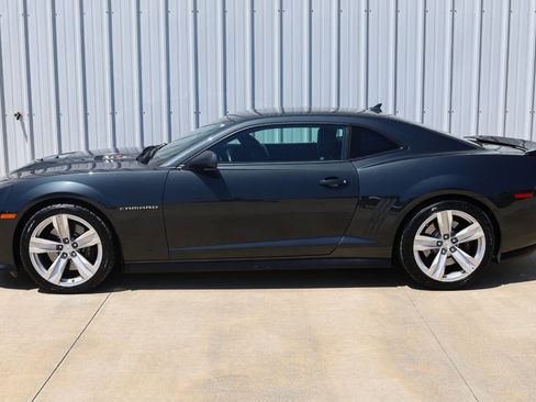 Used 2013 Chevrolet Camaro ZL1 image 2
