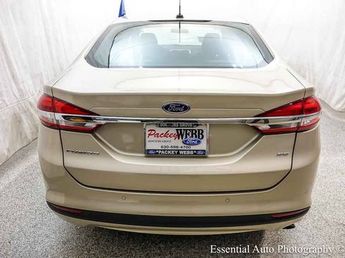 Certified 2018 Ford Fusion SE w/ Fusion SE Technology Package FWD image 6