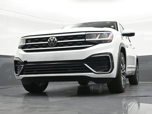 Used 2021 Volkswagen Atlas SEL R-Line FWD image 30