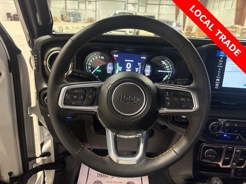 Used 2024 Jeep Wrangler High Altitude image 21