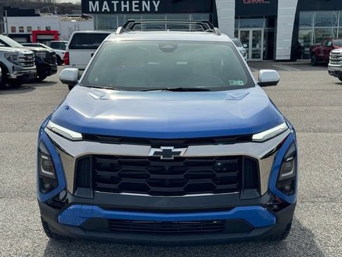 Used 2025 Chevrolet Equinox ACTIV w/ Safety and Technology Package AWD/4WD image 9