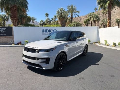 Used 2025 Land Rover Range Rover Sport Dynamic SE image 1