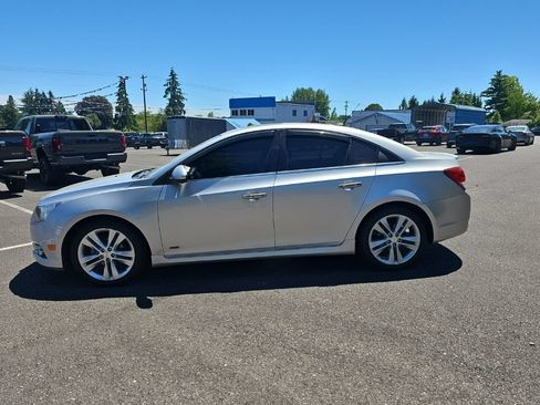 Used 2014 Chevrolet Cruze LTZ w/ RS Package FWD image 3