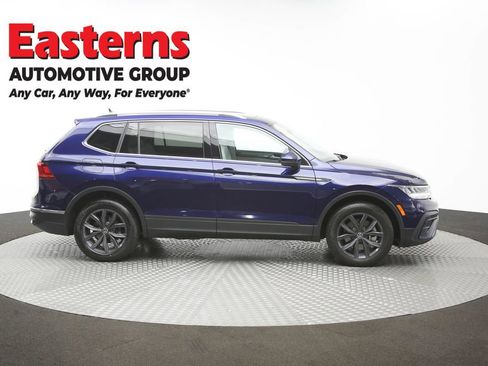 Used 2023 Volkswagen Tiguan SE AWD/4WD image 45
