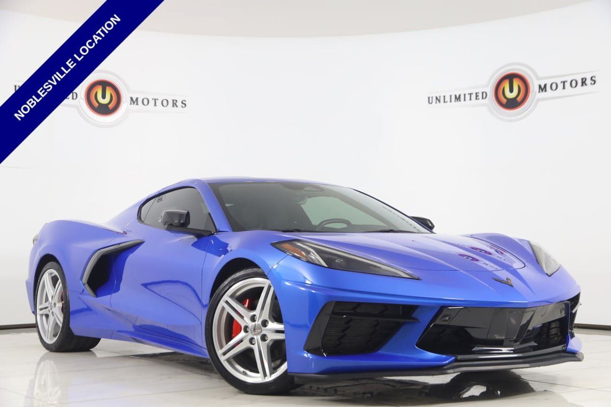 Used 2024 Chevrolet Corvette Stingray Preferred Cpe w/ 2LT RWD image 1