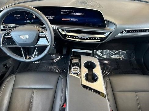 Certified 2024 Cadillac Lyriq Tech w/ Driver Assist Package RWD image 15