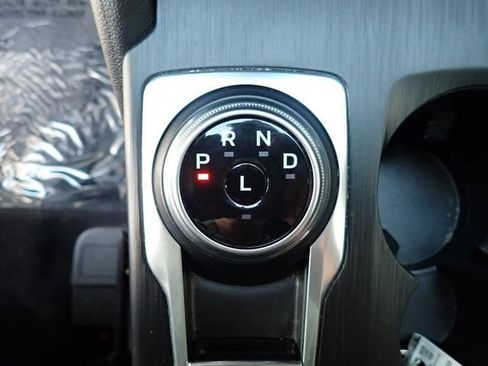 Used 2023 Ford Escape ST-Line w/ Tech Pack #1 AWD/4WD image 25