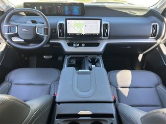 New 2025 Ford Expedition Active video 2