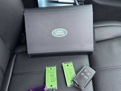 Used 2024 Land Rover Range Rover Evoque Dynamic SE image 36