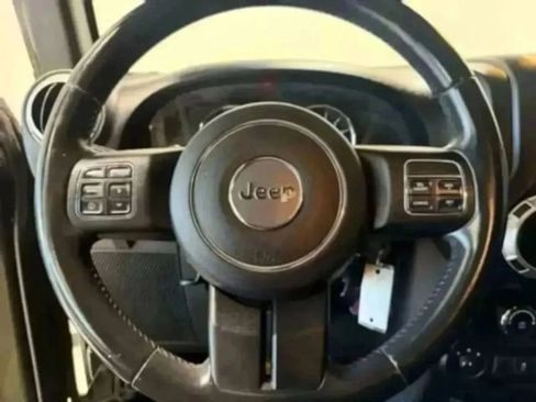 Used 2015 Jeep Wrangler Unlimited Sahara w/ Max Tow Package image 33