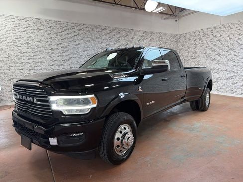 Used 2022 RAM 3500 Laramie image 3