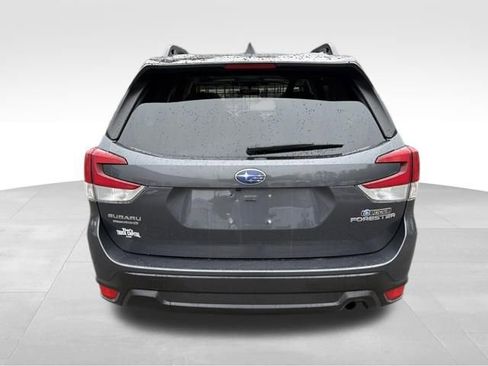 Used 2024 Subaru Forester Premium AWD/4WD image 4