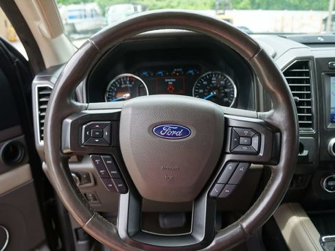 Used 2020 Ford Expedition Max Limited AWD/4WD image 4