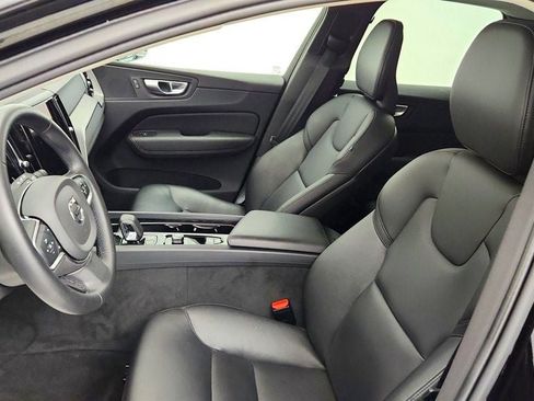 Used 2024 Volvo XC60 B5 Core w/ Climate Package AWD/4WD image 20