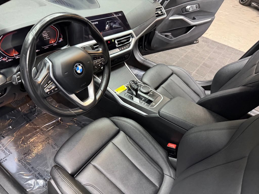 Used 2021 BMW 330i xDrive Sedan w/ Convenience Package AWD/4WD image 32