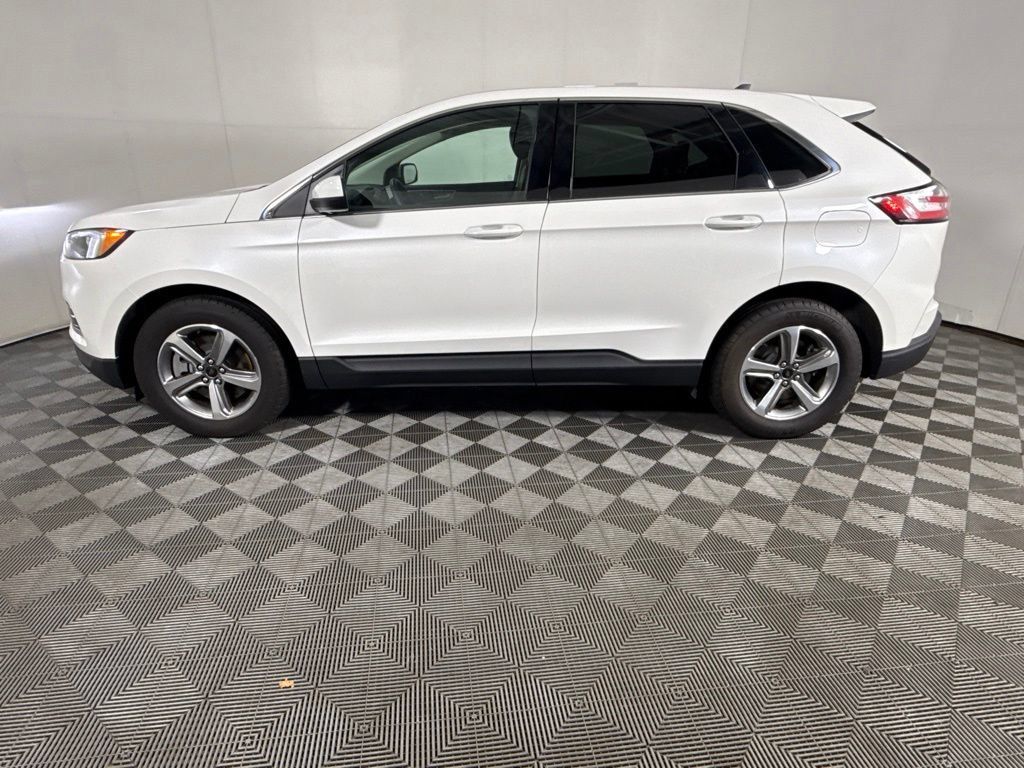 Used 2024 Ford Edge SEL w/ Convenience Package AWD/4WD image 8