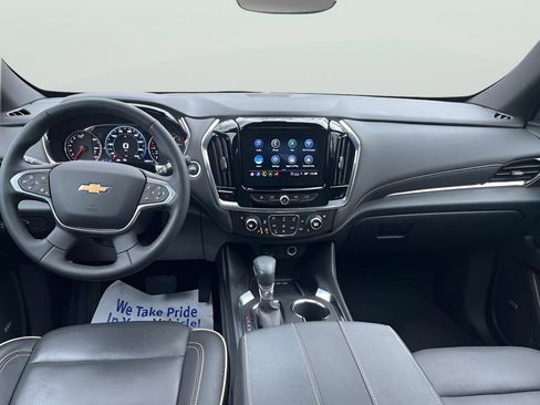 Used 2023 Chevrolet Traverse Premier image 20