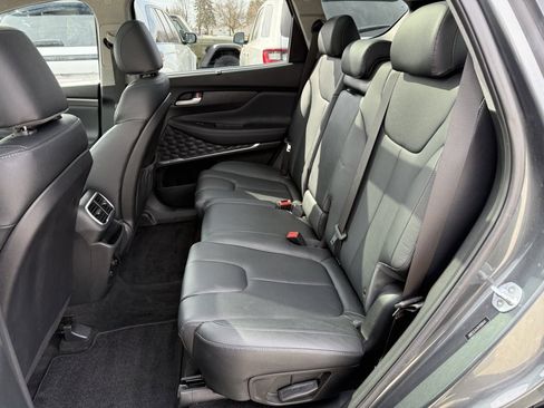 Used 2019 Hyundai Santa Fe Limited image 11