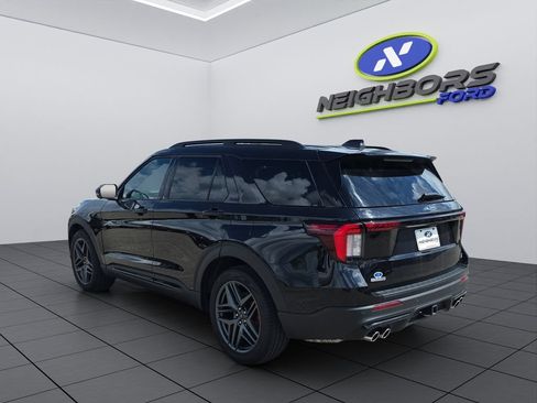Used 2025 Ford Explorer ST w/ Sun And Sound Package AWD/4WD image 4