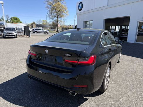 Certified 2024 BMW 330i xDrive Sedan w/ Convenience Package AWD/4WD image 3