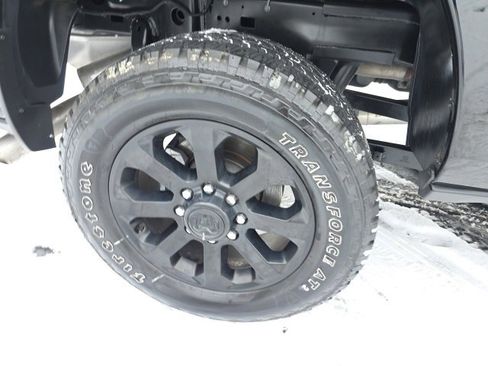 Used 2024 RAM 2500 Big Horn w/ Night Edition image 54