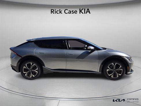 Certified 2022 Kia EV6 Wind image 4