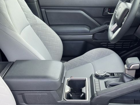 Certified 2025 Toyota Tacoma SR5 image 13