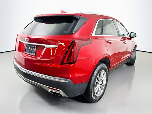 Used 2023 Cadillac XT5 Premium Luxury w/ Technology Package image 7
