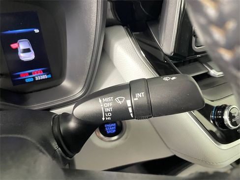 Used 2022 Toyota Corolla SE image 11