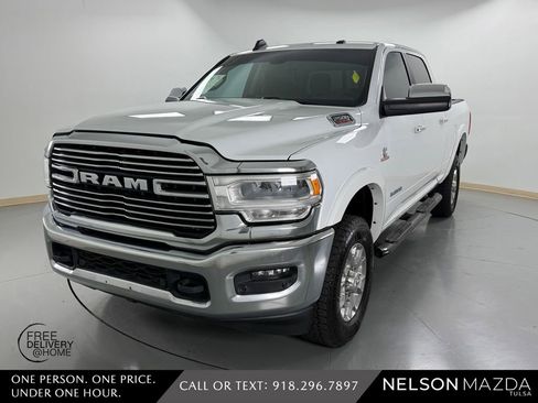 Used 2022 RAM 2500 Laramie AWD/4WD image 1
