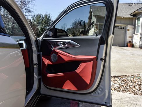 Used 2024 BMW XM w/ M Driver's Package image 34