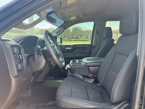 Used 2019 Chevrolet Silverado 1500 Custom Trail Boss w/ Custom Convenience Package image 13