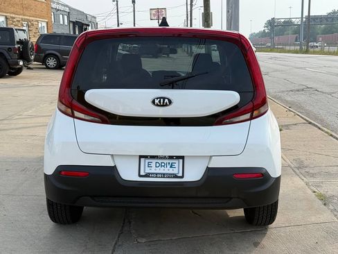 Used 2020 Kia Soul LX FWD image 8