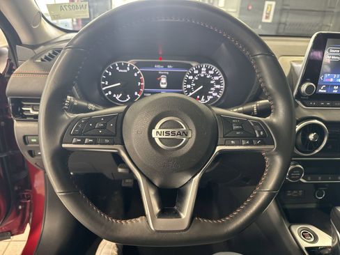 Certified 2023 Nissan Sentra SR w/ Electronics Package FWD image 17