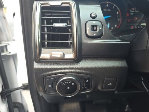 Used 2023 Ford Ranger Lariat w/ Tremor Off-Road Package AWD/4WD image 18
