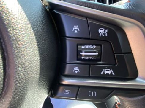 Used 2020 Subaru Crosstrek 2.0i Limited w/ Moonroof Package w/Navigation AWD/4WD image 23
