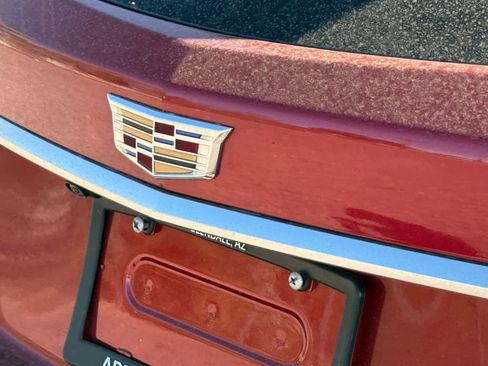 Used 2022 Cadillac XT5 Luxury w/ LPO, Floor Liner Package image 8