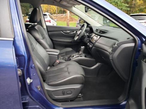 Used 2019 Nissan Rogue SL image 16