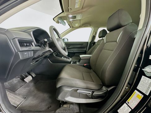 Used 2025 Honda CR-V LX image 13