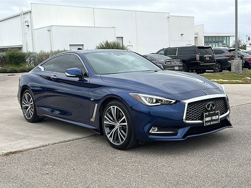 Used 2019 INFINITI Q60 3.0t Luxe w/ Essential Package image 10