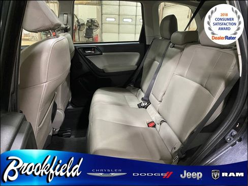Used 2016 Subaru Forester 2.5i Limited AWD/4WD image 18
