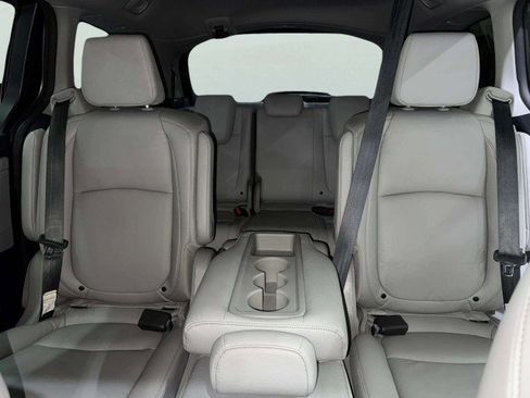 Used 2023 Honda Odyssey EX-L image 45