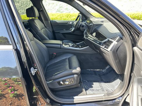 Used 2025 BMW X5 xDrive50e AWD/4WD image 21