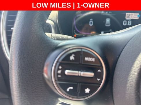 Used 2023 Kia Soul LX w/ LX Technology Package FWD image 24