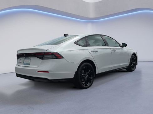New 2025 Honda Accord SE image 7