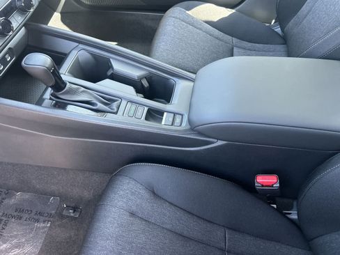 Used 2025 Honda Accord SE image 19