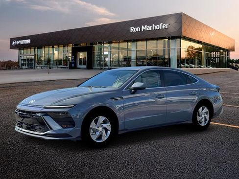 New 2026 Hyundai Sonata SE FWD image 2