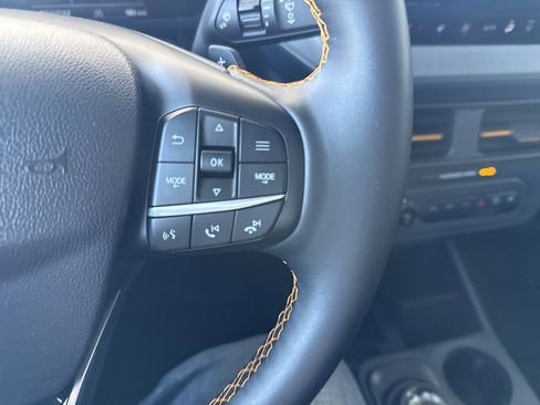 Used 2025 Ford Maverick Tremor image 25